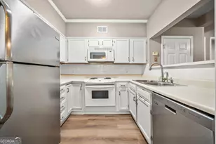 1105 Cannongate Crossing SW, Marietta, GA 30064 - Photo 11