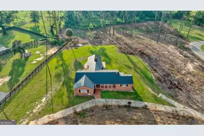 407 Westgreen Road, Douglas, GA 31533 - Photo 1
