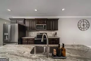 315 Creek Ridge Dr, Warner Robins, GA 31088 - Photo 11