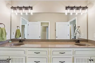219 Highwoods Parkway, Newnan, GA 30265 - Photo 39