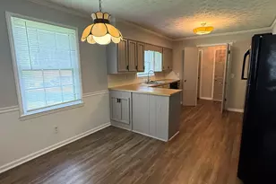 4101 Springlake Cir, Buford, GA 30519 - Photo 7