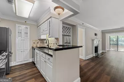 1120 Highland Bluff Drive SE, Atlanta, GA 30339 - Photo 5