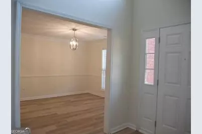 6681 Point Of Woods Drive, Stone Mountain, GA 30087 - Photo 7