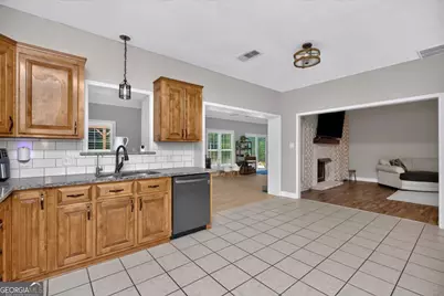 211 White Columns Drive, Kathleen, GA 31047 - Photo 23