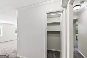 2479 Peachtree Rd NE, Atlanta, GA 30305 - Photo 25