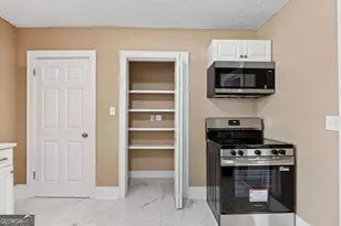 3106 Falligant Ave, Thunderbolt, GA 31404 - Photo 13