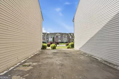 8260 Oakley Circle, Union City, GA 30291 - Photo 33