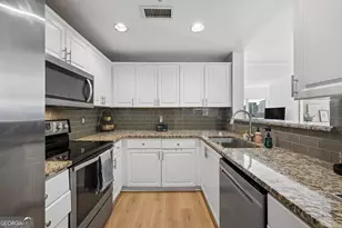 3475 Oak Valley Rd NE, Atlanta, GA 30326 - Photo 13