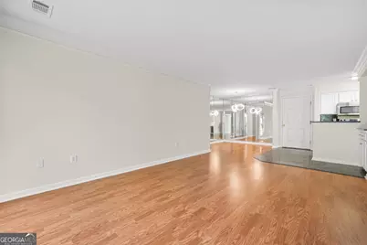 23203 Plantation Drive NE #203, Atlanta, GA 30324 - Photo 21