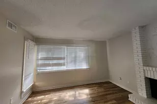 1086 Village Rd, Stone Mountain, GA 30088 - Photo 9