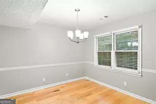 28 Pine Grove Cir, Newnan, GA 30263 - Photo 5