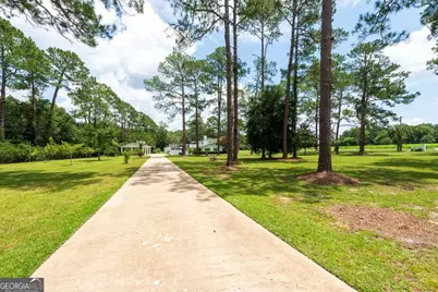 335 Main Street, Barwick, GA 31720 - Photo 3