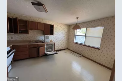 118 S Palm Drive, Brunswick, GA 31525 - Photo 5