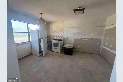 118 S Palm Drive, Brunswick, GA 31525 - Photo 11