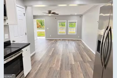 177 W Brazell Street, Reidsville, GA 30453 - Photo 5