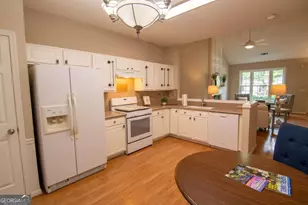 5371 Medlock Corners Dr, Peachtree Corners, GA 30092 - Photo 13