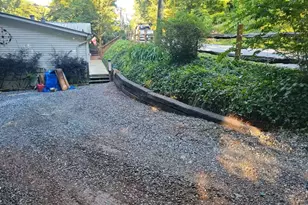 840 Joe Davis Rd, Tiger, GA 30576 - Photo 37