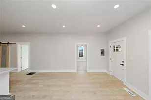 976 Linam Ave SE, Atlanta, GA 30315 - Photo 9