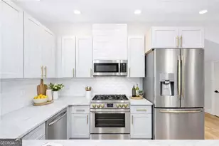 976 Linam Ave SE, Atlanta, GA 30315 - Photo 3