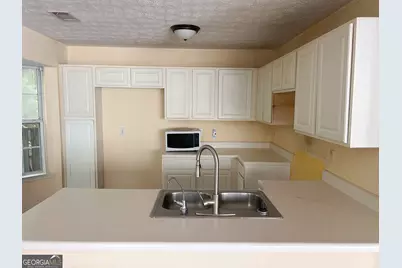 6514 Charter Way, Lithonia, GA 30058 - Photo 7