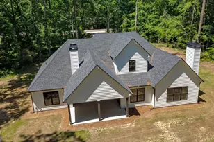 2043 Fischer Rd, Sharpsburg, GA 30277 - Photo 15