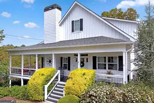 41 Hall St, Blue Ridge, GA 30513 - Photo 3