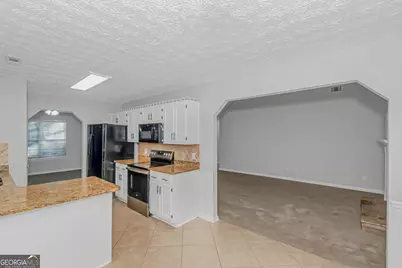 35 Almond Way, Covington, GA 30016 - Photo 11