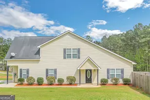 201 Christian Cir, Carrollton, GA 30116 - Photo 1