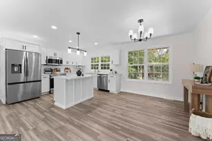 106 Woodridge Dr, Warner Robins, GA 31088 - Photo 11