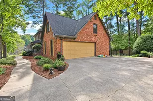 5741 Wolf Laurel Ln SW, Lilburn, GA 30047 - Photo 5