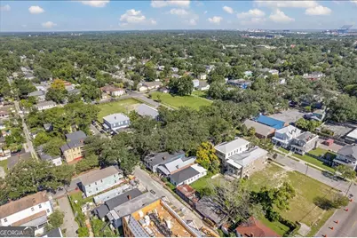 420 W 42nd Street, Savannah, GA 31401 - Photo 13