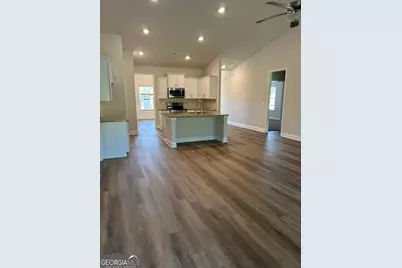 1012 Holliday Pass, Griffin, GA 30223 - Photo 5