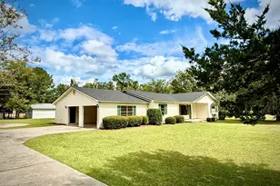 94 Elton St, Hazlehurst, GA 31539 - Photo 1