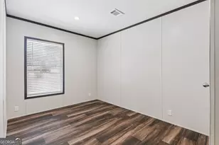 1052 Austin Pl SE, Darien, GA 31305 - Photo 17
