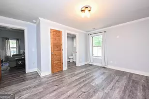 53 E Jones St, Newnan, GA 30263 - Photo 19