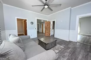 53 E Jones St, Newnan, GA 30263 - Photo 5