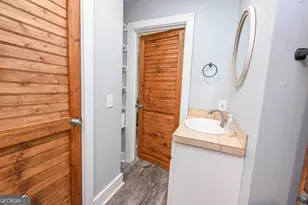 53 E Jones St, Newnan, GA 30263 - Photo 13