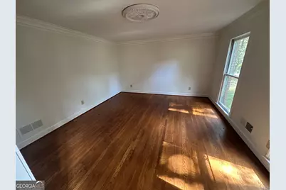 5820 Wyndemere Lane, Stone Mountain, GA 30087 - Photo 5