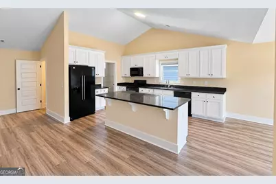 131 Lake Meadows Drive, Winder, GA 30680 - Photo 11