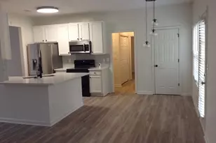 732 Sterling Ct, Riverdale, GA 30274 - Photo 7