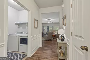 137 Thomaston St, Newnan, GA 30263 - Photo 9