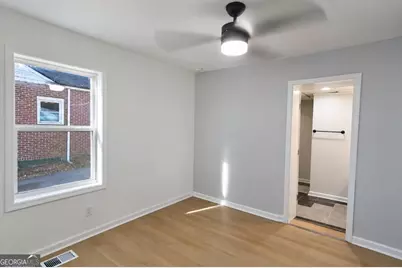 2499 Sylvan Road, East Point, GA 30344 - Photo 15