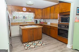 750 Crawford Rd, Barnesville, GA 30204 - Photo 11