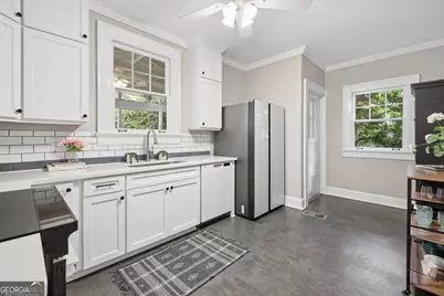 211 Greenwood Circle, Decatur, GA 30030 - Photo 11