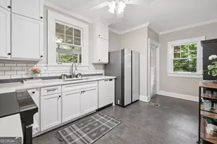 211 Greenwood Cir, Decatur, GA 30030 - Photo 11