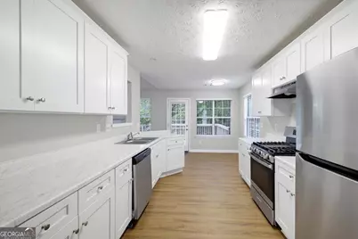 9491 Whaleys Lake Lane, Jonesboro, GA 30238 - Photo 11