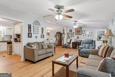 215 Baumgardner Road, Brunswick, GA 31523 - Photo 7