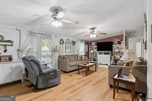 215 Baumgardner Rd, Brunswick, GA 31523 - Photo 5