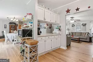 215 Baumgardner Rd, Brunswick, GA 31523 - Photo 13