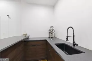 977 Fleetwood Cir SW, Atlanta, GA 30311 - Photo 75